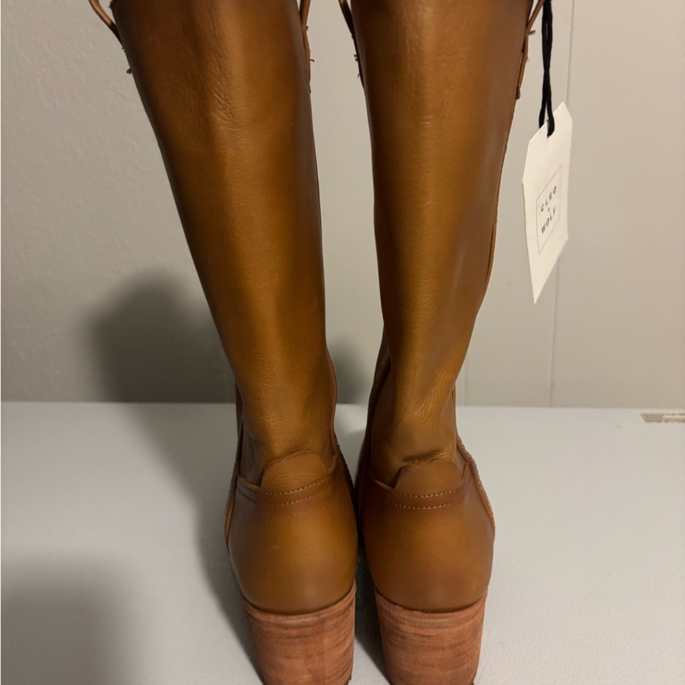 Elegant Tan Leather Heeled Boots - Picture 3 of 6